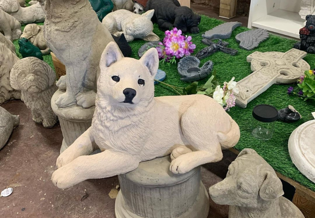 Concrete Garden Statues : Timeless Beauty for Your Outdoor Space (2024 Guide)